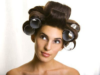 Illustration for article titled How do I curlers?